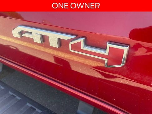 Used 2024 GMC Canyon AT4 w/ Technology Package AWD/4WD image 4