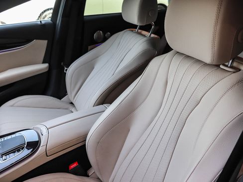 Used 2021 Mercedes-Benz E 350 Sedan image 30