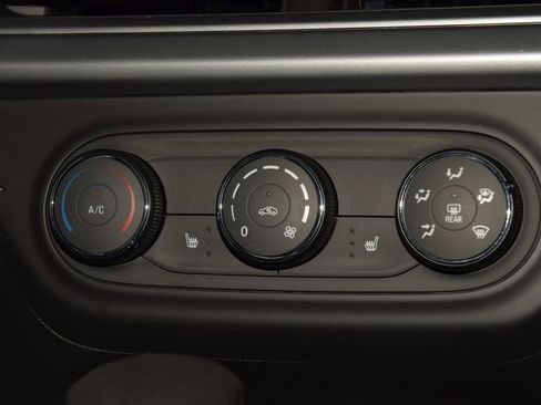 New 2026 Chevrolet Trax LS FWD image 29
