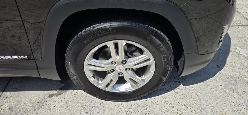 Used 2019 GMC Terrain SLE w/ Driver Convenience Package AWD/4WD image 12