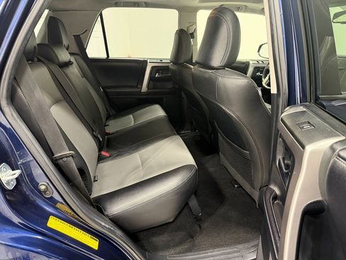 Used 2019 Toyota 4Runner SR5 Premium image 36