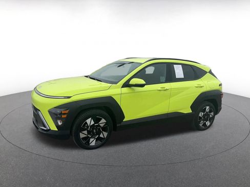 Used 2025 Hyundai Kona SEL image 8
