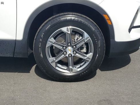 Used 2024 Chevrolet Blazer LT image 5