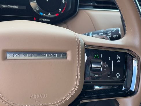 Used 2024 Land Rover Range Rover Sport Dynamic SE image 20