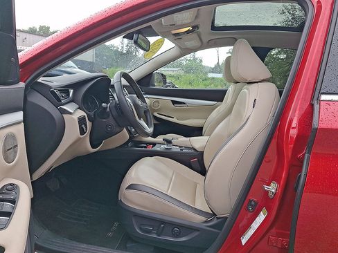 Used 2022 INFINITI QX50 Sensory AWD/4WD image 11