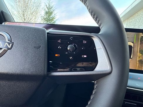 New 2026 Nissan Leaf SV+ w/ Floor Mat Package (SV+) image 29