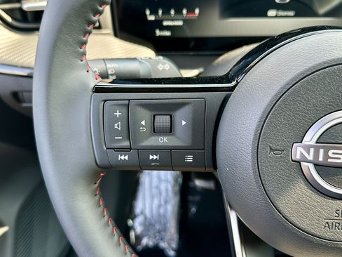 New 2026 Nissan Kicks SR w/ Cold Weather Package image 14