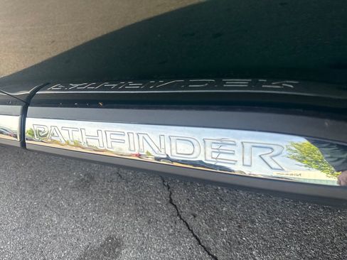 Used 2025 Nissan Pathfinder Platinum w/ Cargo Package image 46