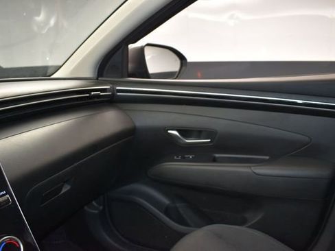 Used 2023 Hyundai Tucson SE AWD/4WD image 22