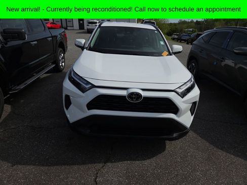 Used 2023 Toyota RAV4 XLE image 1