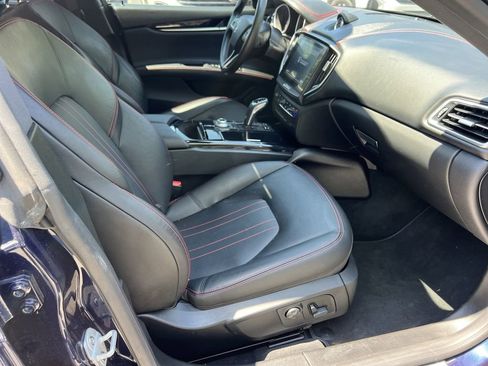 Used 2020 Maserati Ghibli S RWD image 10