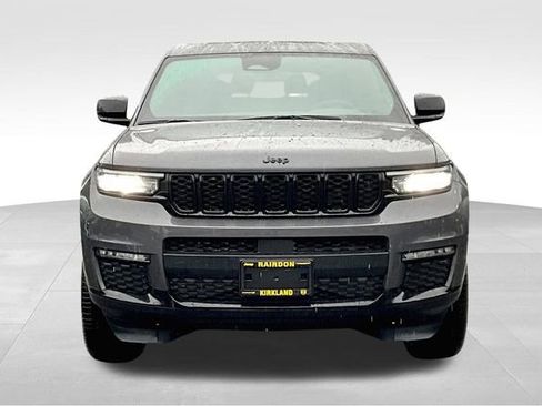 New 2024 Jeep Grand Cherokee L Limited w/ Black Appearance Package image 15