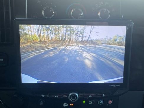 Used 2022 GMC Savana 2500 Extended image 12