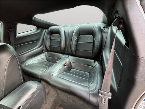 Used 2018 Ford Mustang GT image 34