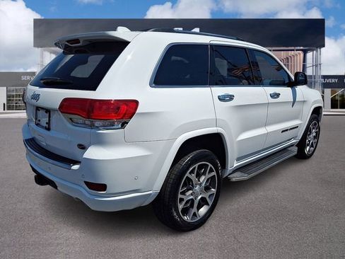 Used 2019 Jeep Grand Cherokee Overland AWD/4WD image 6