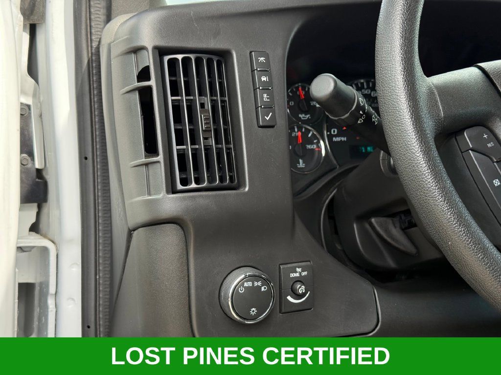 Used 2025 GMC Savana 2500 w/ Driver Convenience Package RWD image 9