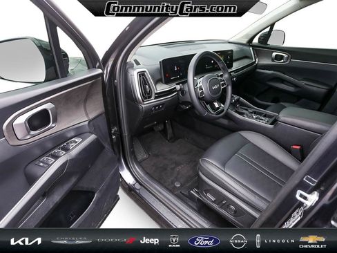 Certified 2025 Kia Sorento X-Line EX image 10