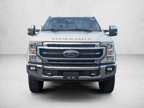 Used 2022 Ford F250 Lariat w/ Chrome Package image 2