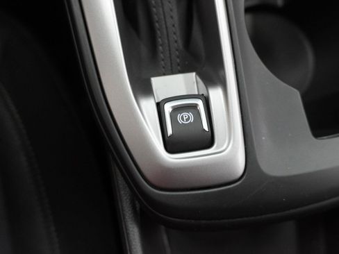 Used 2026 Chevrolet Trax LS w/ LS Convenience Package FWD image 19