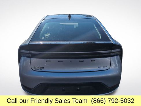 New 2026 Toyota Prius Plug-In Hybrid FWD image 5