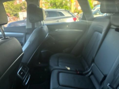 Used 2019 Audi Q5 2.0T Premium Plus w/ Premium Plus Package AWD/4WD image 5