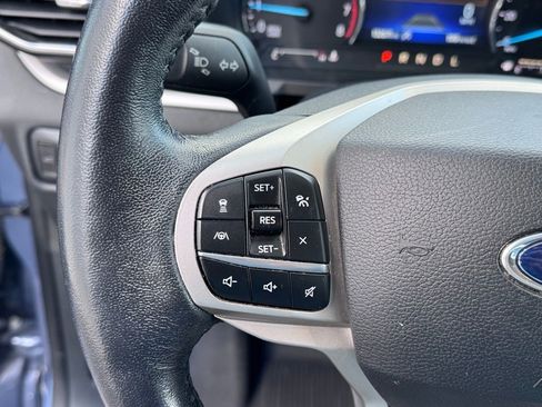 Used 2021 Ford Explorer XLT w/ Equipment Group 202A image 16