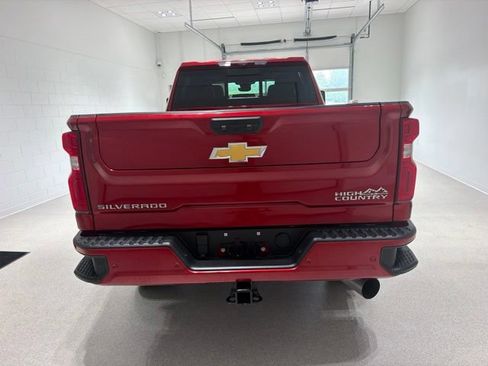 Certified 2024 Chevrolet Silverado 2500 High Country w/ High Country Premium Package AWD/4WD image 6