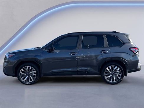 Used 2025 Subaru Forester Touring image 2