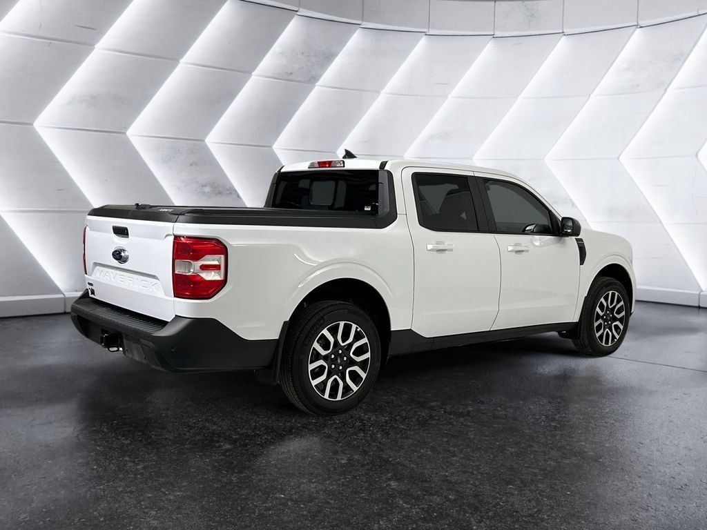 Used 2024 Ford Maverick Lariat FWD image 4