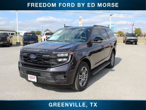 New 2025 Ford Expedition Active image 1