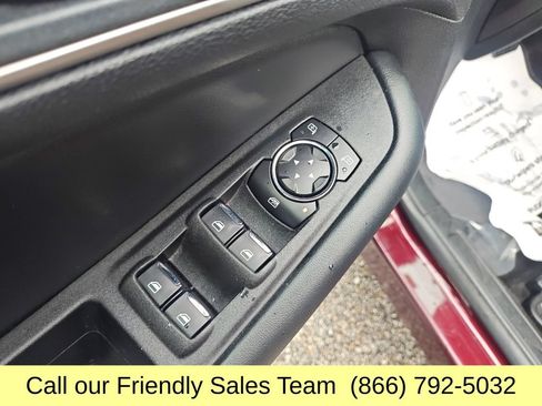 Used 2024 Ford Edge SEL AWD/4WD image 13