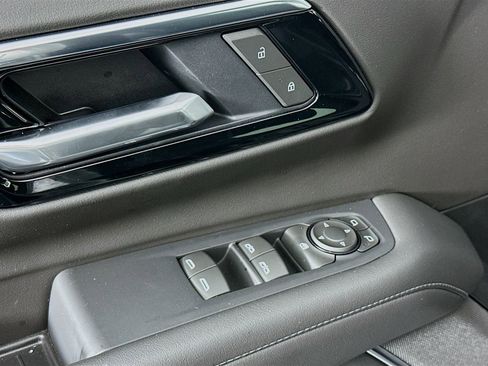 New 2025 Chevrolet Suburban LS w/ Max Trailering Package image 19