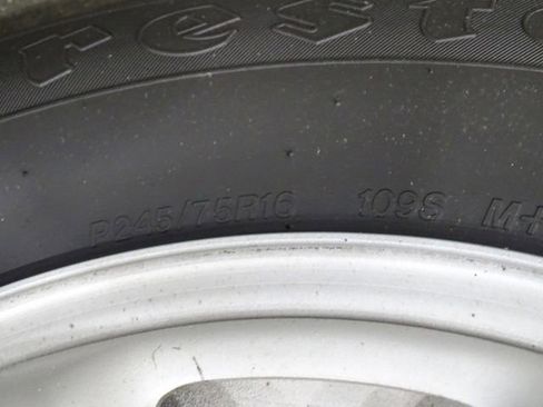 Used 2023 Toyota Tacoma SR image 36