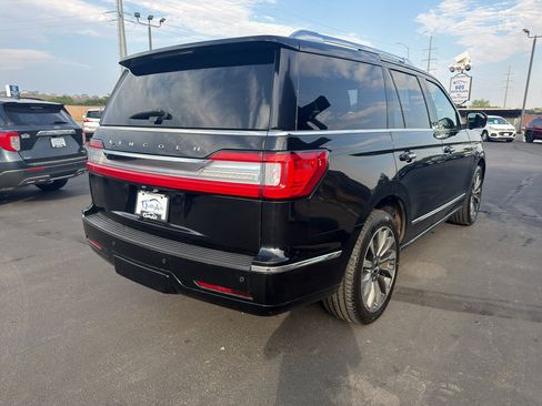 Used 2018 Lincoln Navigator Select AWD/4WD image 6