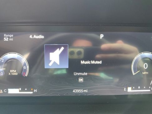 Used 2023 Jeep Grand Cherokee L Laredo AWD/4WD image 24
