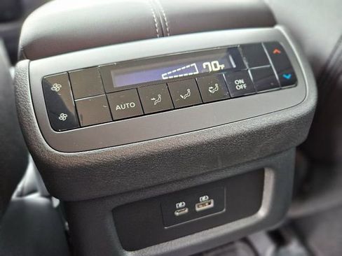 New 2025 Nissan Pathfinder SV image 23