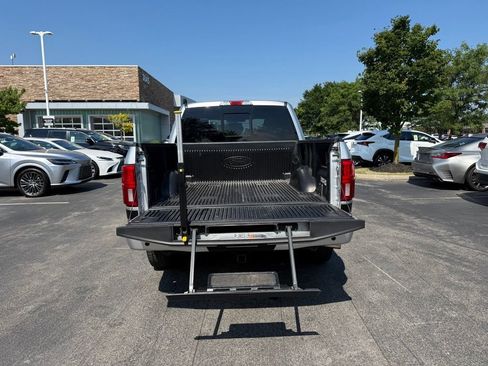 Used 2018 Ford F150 XLT w/ Equipment Group 302A Luxury AWD/4WD image 18