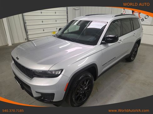 Used 2024 Jeep Grand Cherokee L Laredo AWD/4WD image 1