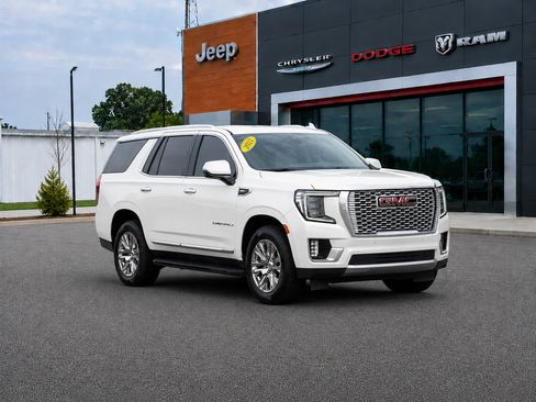 Used 2021 GMC Yukon Denali AWD/4WD image 1