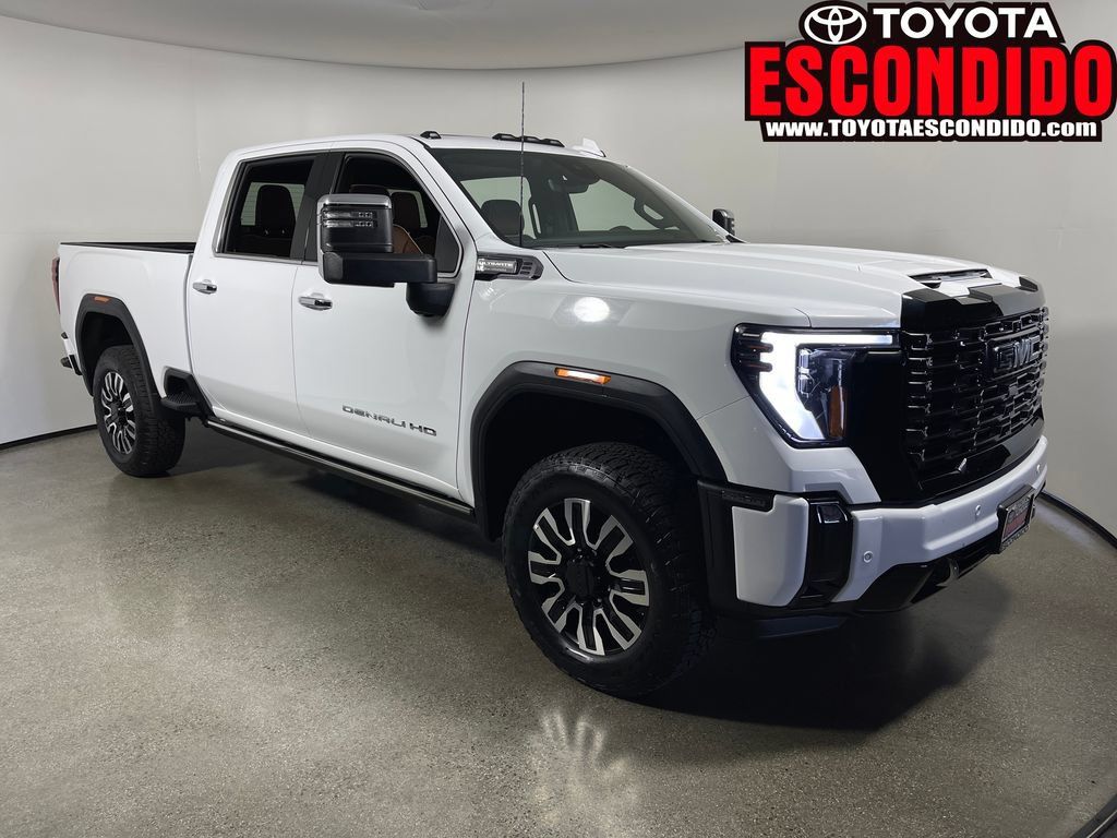 Used 2025 GMC Sierra 2500 Denali Ultimate w/ Max Trailering Package AWD/4WD 360° Tour