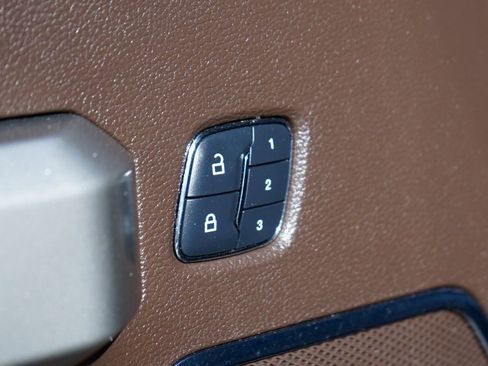 Used 2018 Ford F250 King Ranch w/ King Ranch Ultimate Package image 19