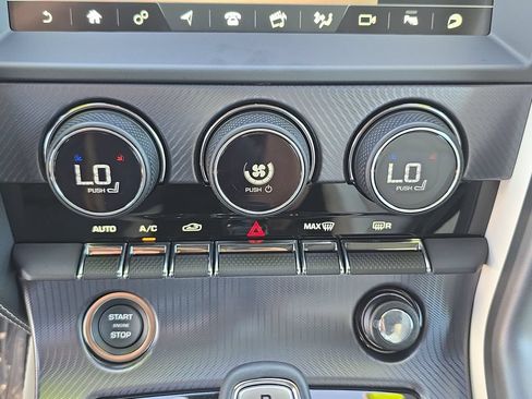 Used 2024 Jaguar F-TYPE R-Dynamic RWD image 22