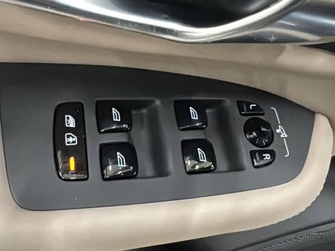 New 2026 Volvo XC90 T8 Plus w/ Protection Package Premier image 22