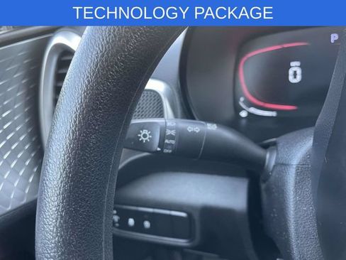 Used 2023 Kia Soul LX w/ LX Technology Package FWD image 24