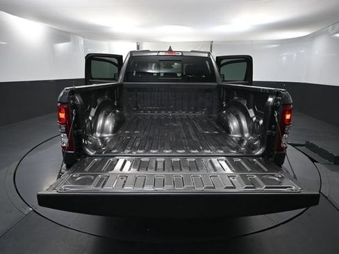 Used 2021 RAM 1500 Big Horn AWD/4WD image 44