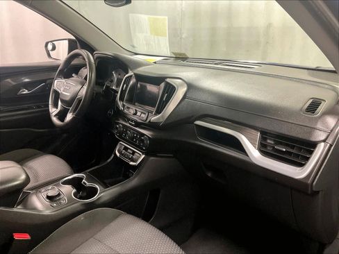 Used 2023 GMC Terrain SLE w/ Driver Convenience Package image 14