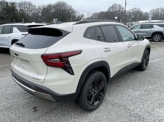 New 2026 Chevrolet Trax ACTIV w/ Sunroof Package video 3