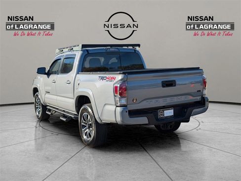 Used 2021 Toyota Tacoma image 7