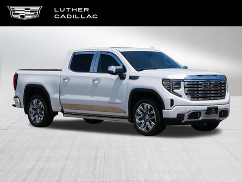 Used 2024 GMC Sierra 1500 Denali AWD/4WD image 1