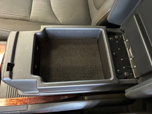 Used 2014 Chevrolet Traverse LT AWD/4WD image 25